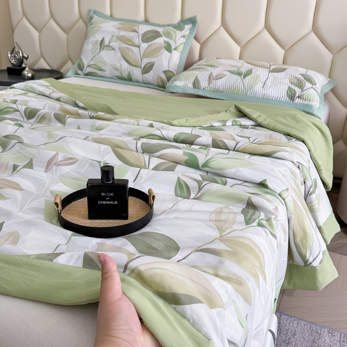 91家纺网 家纺一手货源 找家纺 晨晨家纺 2025新款A类印花莱赛尔天丝软席床盖三件套 语叶