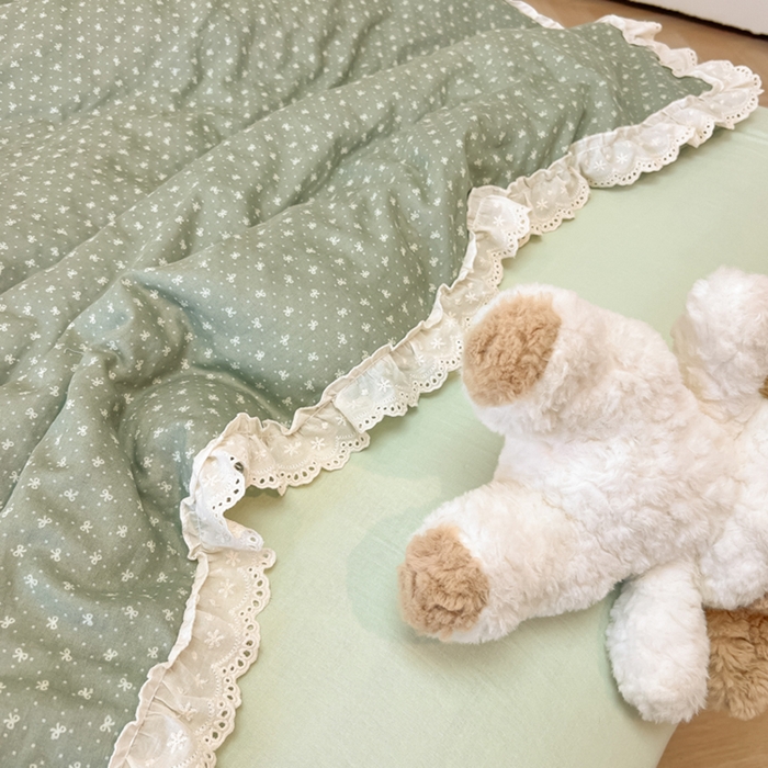 91家纺网 家纺一手货源 找家纺 盼季家纺 2025新款水洗棉蕾丝花边四件套 小蕾丝花边-抹茶波波