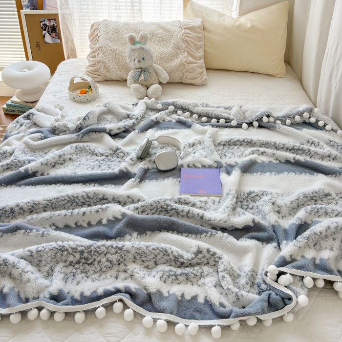 91家纺网 家纺一手货源 找家纺 潮邦创意家居 【标准250G】阳离子双色提花星绒梦语小球毯可供跨境电商可压缩 星绒梦语烟灰