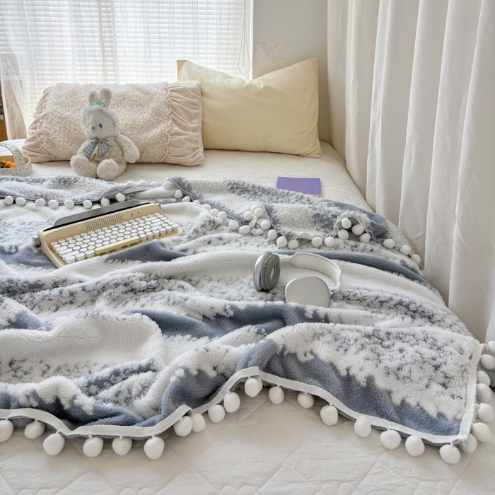 91家纺网 家纺一手货源 找家纺 潮邦创意家居 【标准250G】阳离子双色提花星绒梦语小球毯可供跨境电商可压缩 星绒梦语烟灰