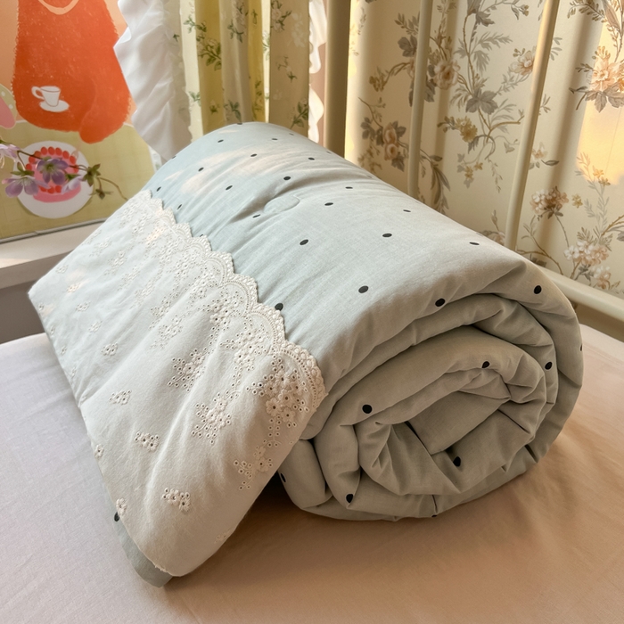 91家纺网 家纺一手货源 找家纺 盼季家纺 2025新款A类夏季夏天蕾丝花边大豆纤维被夏凉被床单四件套空调被 蕾丝花边夏被-海盐拿铁
