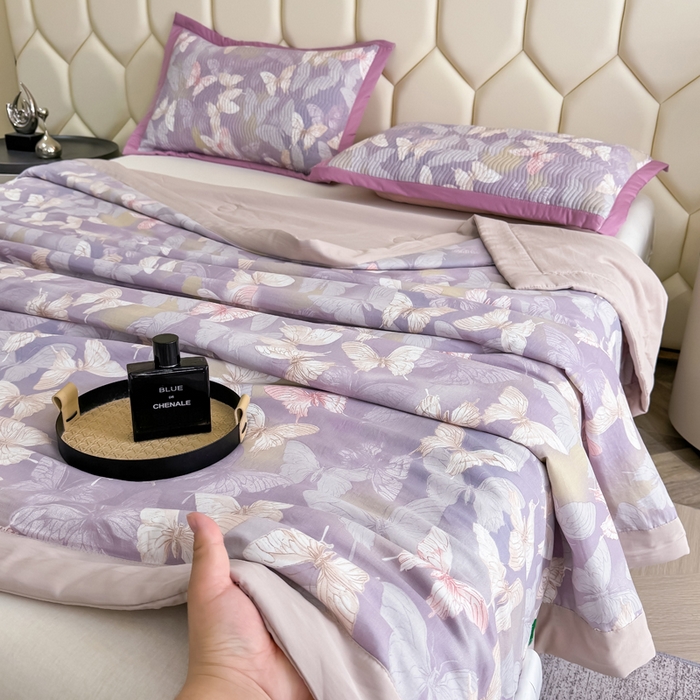 91家纺网 家纺一手货源 找家纺 晨晨家纺 2025新款A类印花莱赛尔天丝软席夏被夏凉被空调被 梦蝶