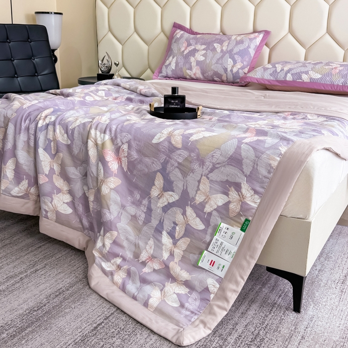 91家纺网 家纺一手货源 找家纺 晨晨家纺 2025新款A类印花莱赛尔天丝软席夏被夏凉被空调被 梦蝶