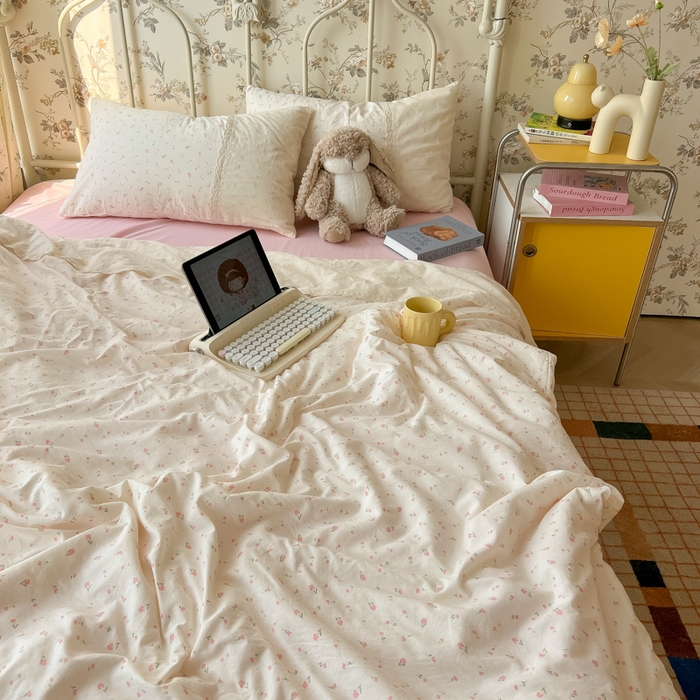 91家纺网 家纺一手货源 找家纺 盼季家纺 2025新款A类夏季夏天蕾丝花边大豆纤维被夏凉被床单四件套空调被 蕾丝花边夏被-花满春