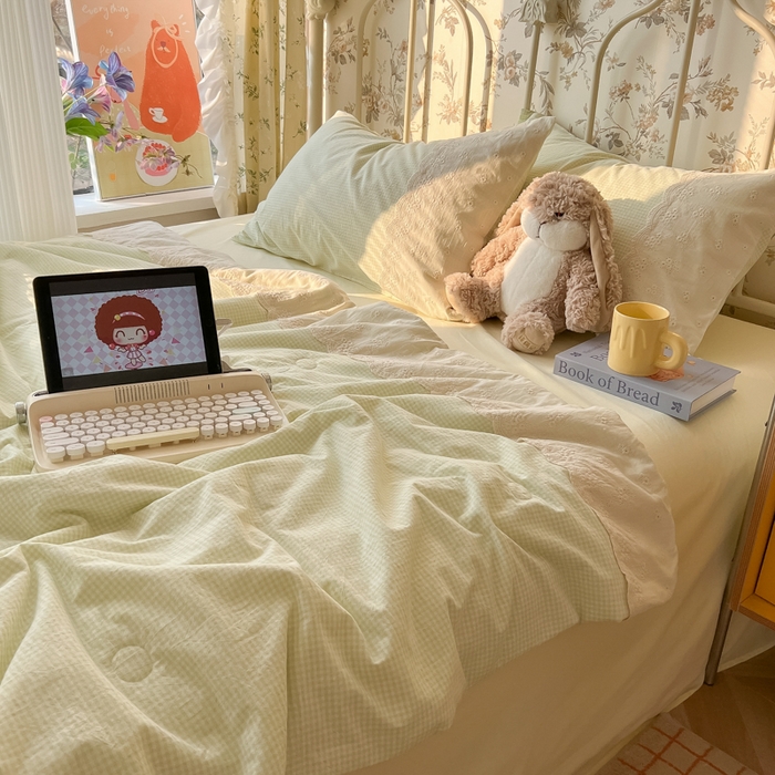 91家纺网 家纺一手货源 找家纺 盼季家纺 2025新款A类夏季夏天蕾丝花边大豆纤维被夏凉被床单四件套空调被 蕾丝花边夏被-绿小格