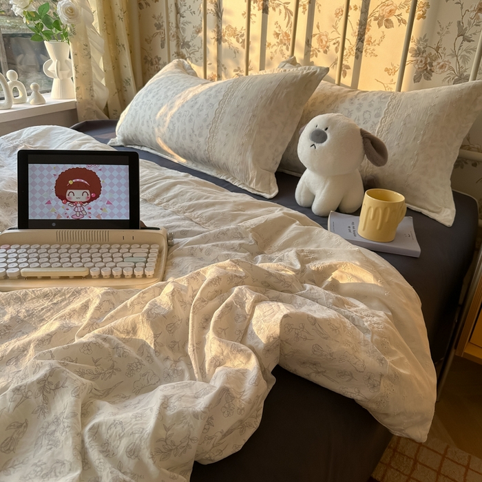 91家纺网 家纺一手货源 找家纺 盼季家纺 2025新款A类夏季夏天蕾丝花边大豆纤维被夏凉被床单四件套空调被 蕾丝花边夏被-素描花兔