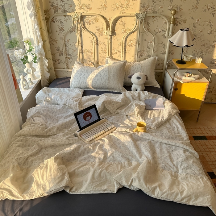 91家纺网 家纺一手货源 找家纺 盼季家纺 2025新款A类夏季夏天蕾丝花边大豆纤维被夏凉被床单四件套空调被 蕾丝花边夏被-素雅