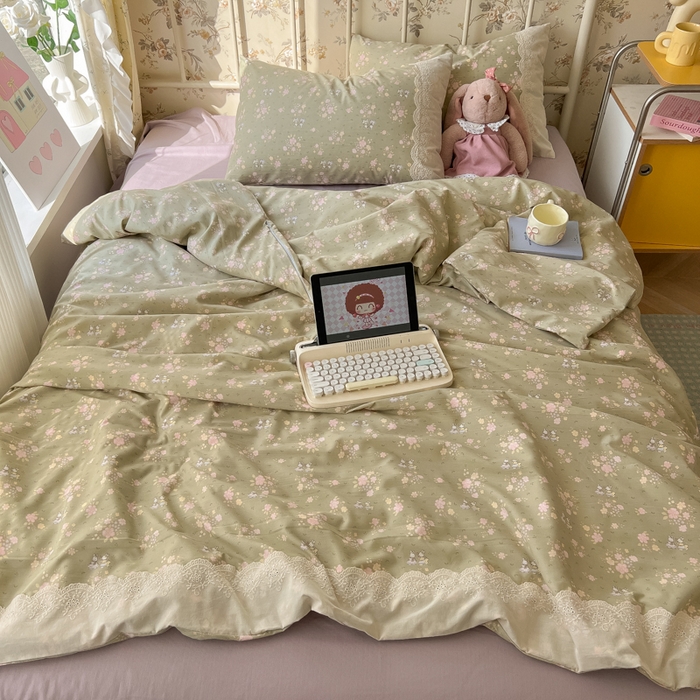 91家纺网 家纺一手货源 找家纺 盼季家纺 2025新款A类夏季夏天蕾丝花边大豆纤维被夏凉被床单四件套空调被 蕾丝花边夏被-碎花兔绿