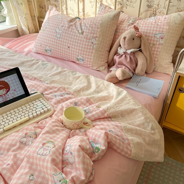 91家纺网 家纺一手货源 找家纺 盼季家纺 2025新款A类夏季夏天蕾丝花边大豆纤维被夏凉被床单四件套空调被 蕾丝花边夏被-汪汪狗粉