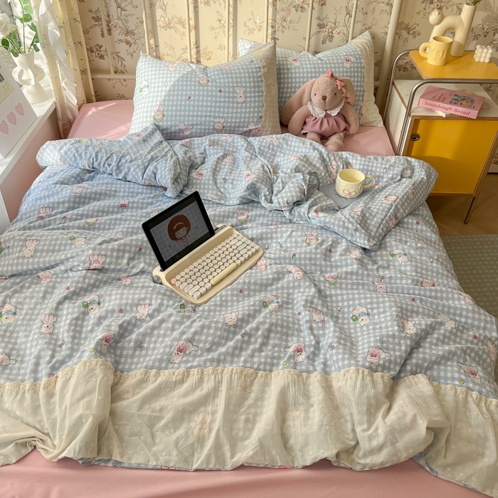 91家纺网 家纺一手货源 找家纺 盼季家纺 2025新款A类夏季夏天蕾丝花边大豆纤维被夏凉被床单四件套空调被 蕾丝花边夏被-汪汪狗蓝