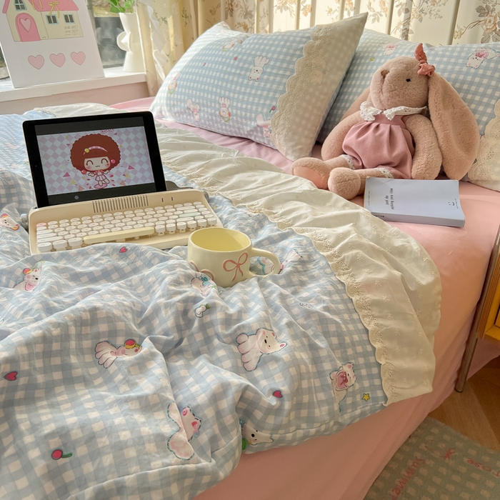 91家纺网 家纺一手货源 找家纺 盼季家纺 2025新款A类夏季夏天蕾丝花边大豆纤维被夏凉被床单四件套空调被 蕾丝花边夏被-汪汪狗蓝