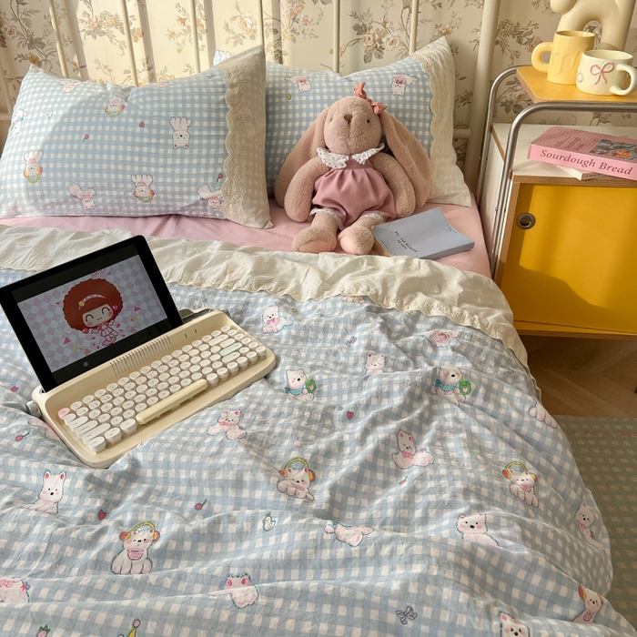 91家纺网 家纺一手货源 找家纺 盼季家纺 2025新款A类夏季夏天蕾丝花边大豆纤维被夏凉被床单四件套空调被 蕾丝花边夏被-汪汪狗蓝