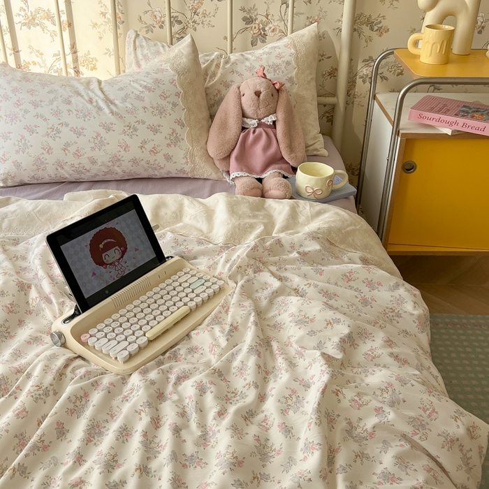 91家纺网 家纺一手货源 找家纺 盼季家纺 2025新款A类夏季夏天蕾丝花边大豆纤维被夏凉被床单四件套空调被 蕾丝花边夏被-紫玲