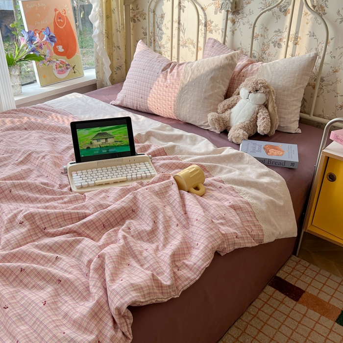 91家纺网 家纺一手货源 找家纺 盼季家纺 2025新款A类夏季夏天蕾丝花边大豆纤维被夏凉被床单四件套空调被 蕾丝花边夏被-紫樱