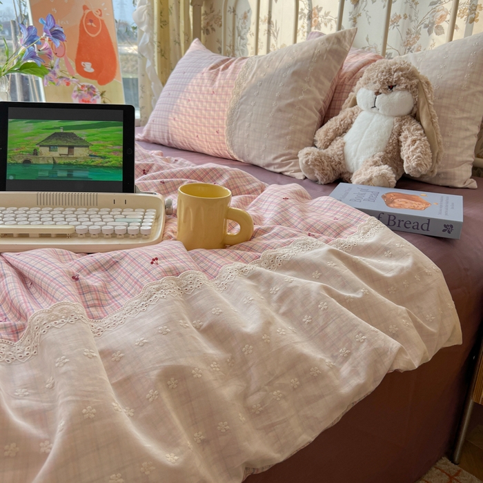 91家纺网 家纺一手货源 找家纺 盼季家纺 2025新款A类夏季夏天蕾丝花边大豆纤维被夏凉被床单四件套空调被 蕾丝花边夏被-紫樱