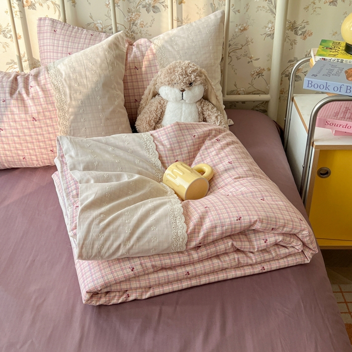 91家纺网 家纺一手货源 找家纺 盼季家纺 2025新款A类夏季夏天蕾丝花边大豆纤维被夏凉被床单四件套空调被 蕾丝花边夏被-紫樱