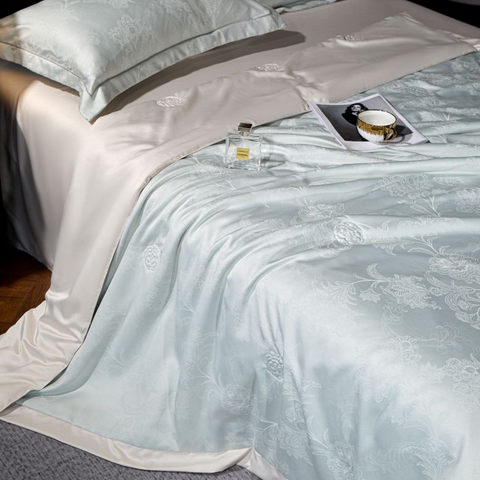 91家纺网 家纺一手货源 找家纺 丽卡家纺 2025新款金银丝提花宽边凯丽夏被四件套 凯丽-绿