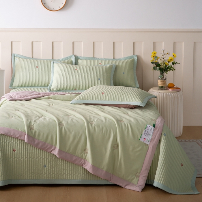 91家纺网 家纺一手货源 找家纺 （总）晨晨家纺 2025新款A类莱赛尔天丝刺绣款凉席席子床盖款系列三件套