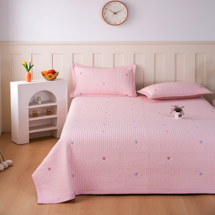 91家纺网 家纺一手货源 找家纺 晨晨家纺 2025新款A类莱赛尔天丝刺绣款夏被系列 单夏被 皇冠-樱花粉