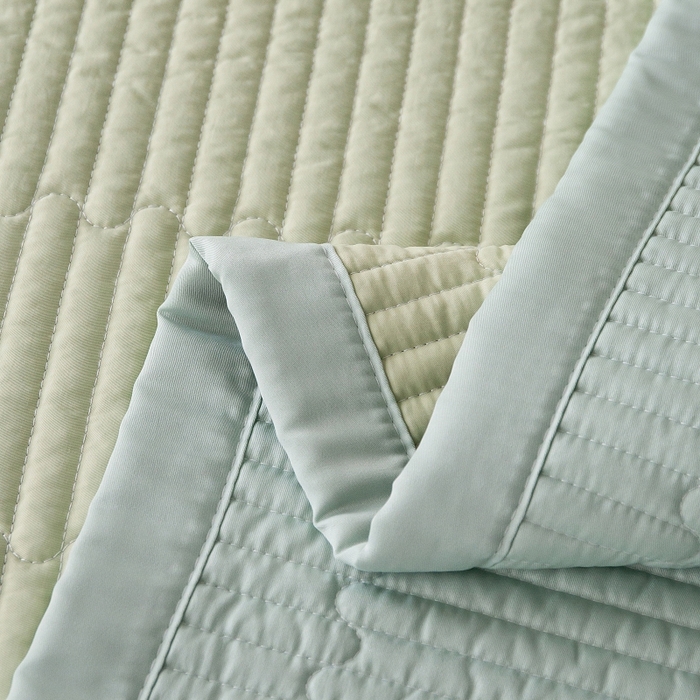 91家纺网 家纺一手货源 找家纺 晨晨家纺 2025新款A类莱赛尔天丝刺绣款夏被系列 单夏被 皇冠-薄荷绿