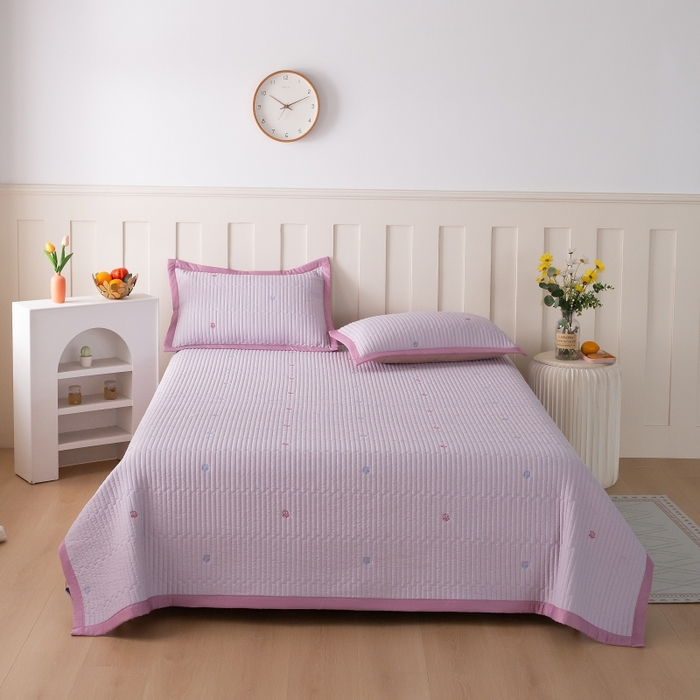 91家纺网 家纺一手货源 找家纺 晨晨家纺 2025新款A类莱赛尔天丝刺绣款夏被系列 单夏被 皇冠-魅影紫