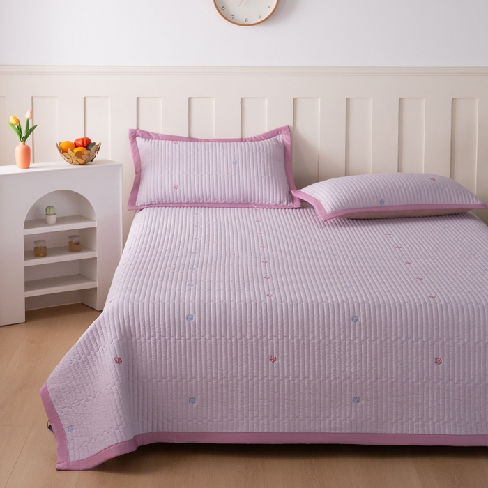 91家纺网 家纺一手货源 找家纺 晨晨家纺 2025新款A类莱赛尔天丝刺绣款夏被系列 单夏被 皇冠-魅影紫