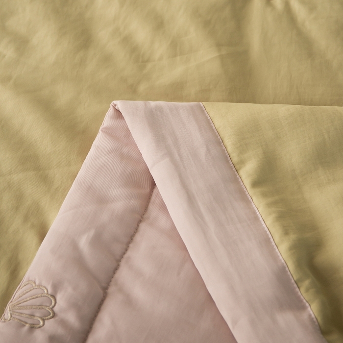 91家纺网 家纺一手货源 找家纺 晨晨家纺 2025新款A类莱赛尔天丝刺绣款凉席席子床盖款系列三件套 皇冠-抹茶绿