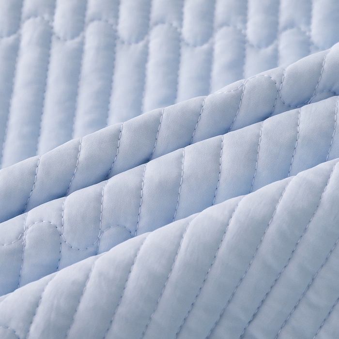 91家纺网 家纺一手货源 找家纺 晨晨家纺 2025新款A类莱赛尔天丝刺绣款凉席席子床盖款系列三件套 皇冠-天空蓝