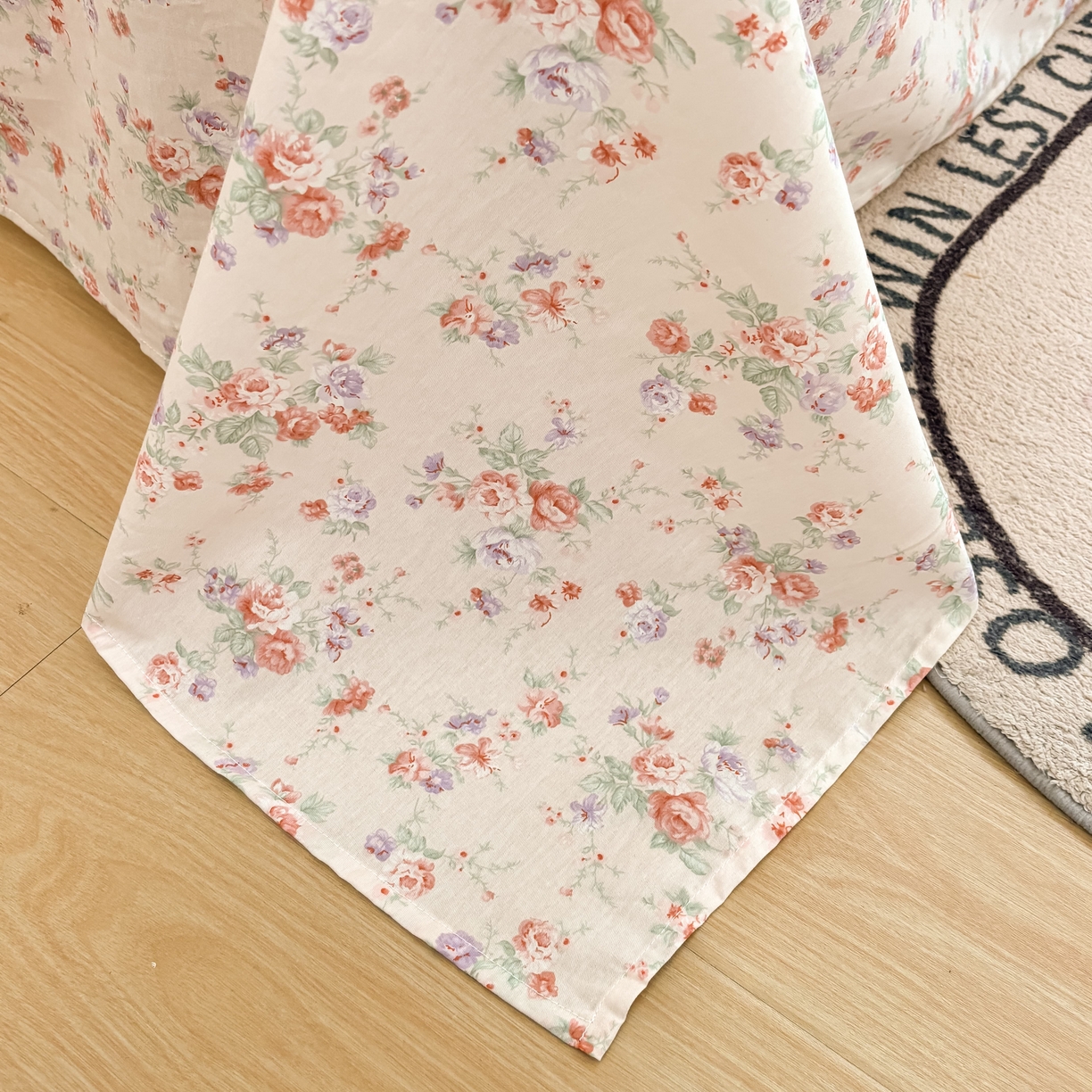 91家纺网 家纺一手货源 找家纺 大吉 2025新款亲肤舒适全棉纯棉喷气小清新印花系列单床单床单单件单品床单 花语蔷薇