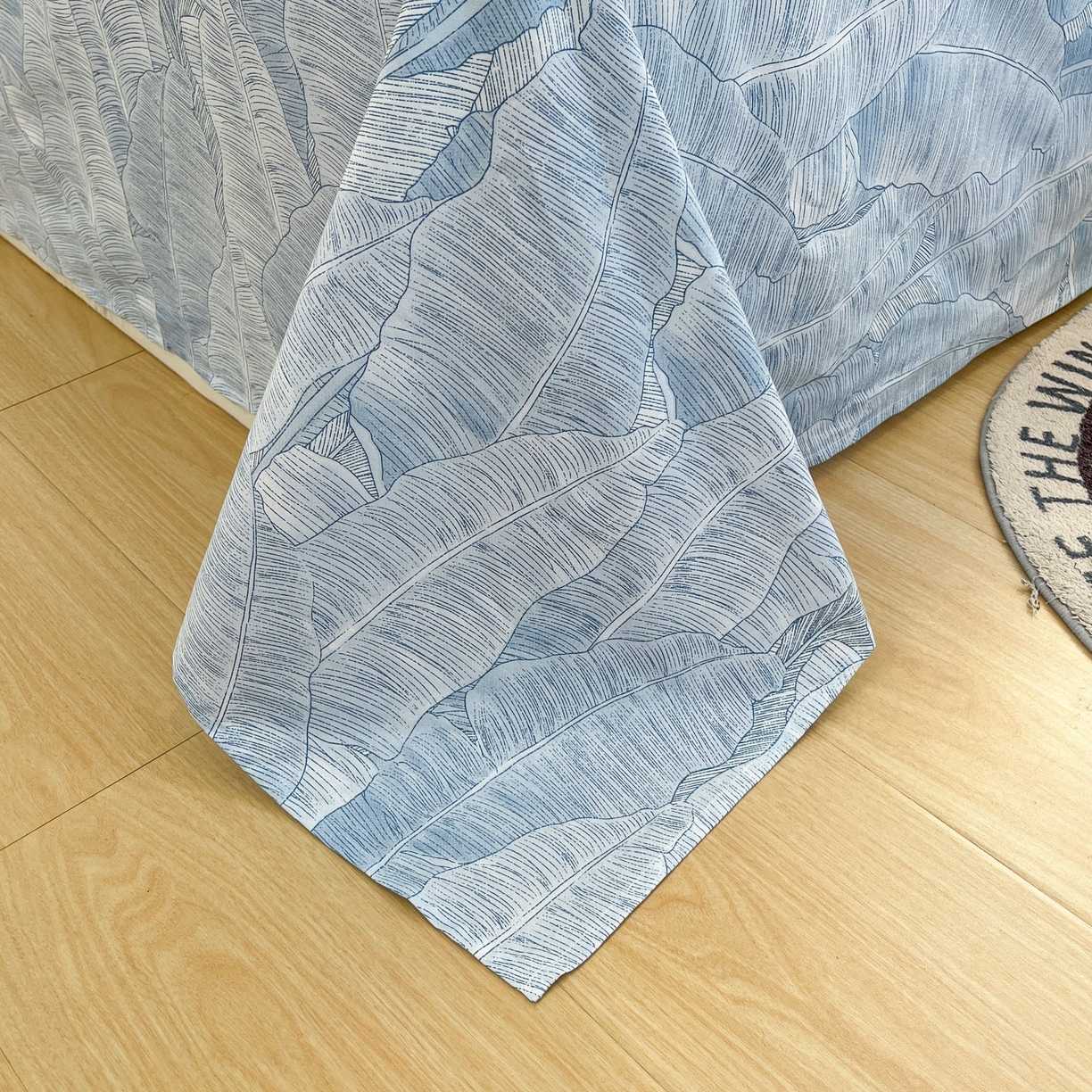 91家纺网 家纺一手货源 找家纺 大吉 2025新款亲肤舒适全棉纯棉喷气小清新印花系列单床单床单单件单品床单 雨落芭蕉