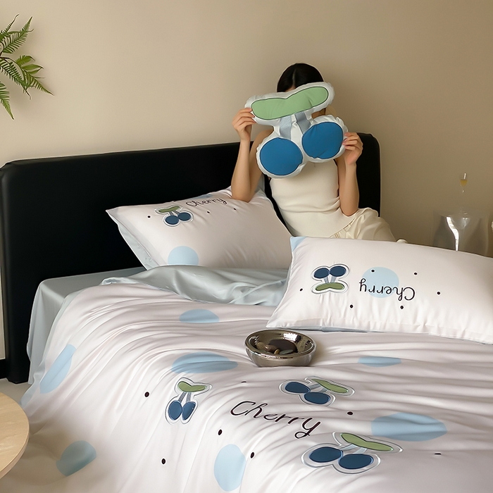 91家纺网 家纺一手货源 找家纺 MIU缪家居 2025新款60支兰精天丝四件套-啵啵乐 啵啵乐-气泡蓝