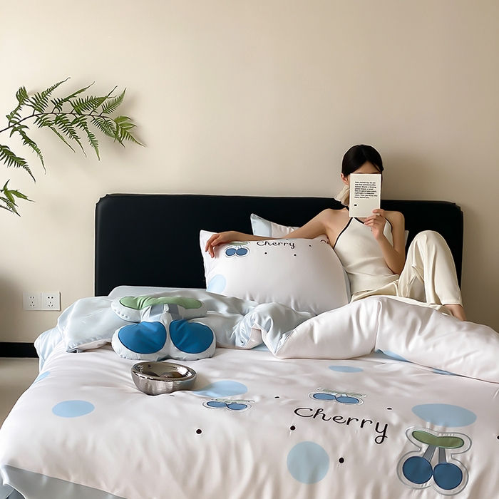 91家纺网 家纺一手货源 找家纺 MIU缪家居 2025新款60支兰精天丝四件套-啵啵乐 啵啵乐-气泡蓝