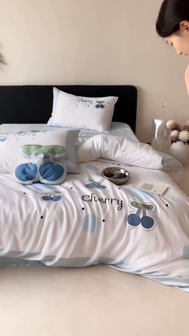 91家纺网 家纺一手货源 找家纺 MIU缪家居 2025新款60支兰精天丝四件套-啵啵乐 啵啵乐-气泡蓝