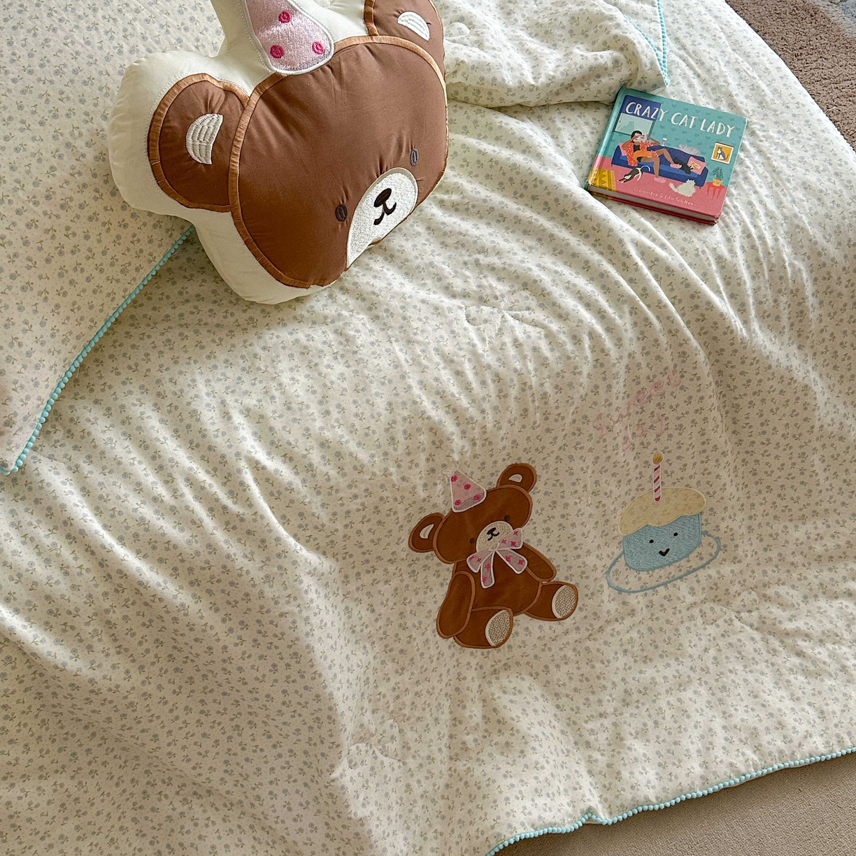 91家纺网 家纺一手货源 找家纺 觅糖家纺 2025春夏新款全棉双层纱夏被夏凉被空调被 蛋糕熊