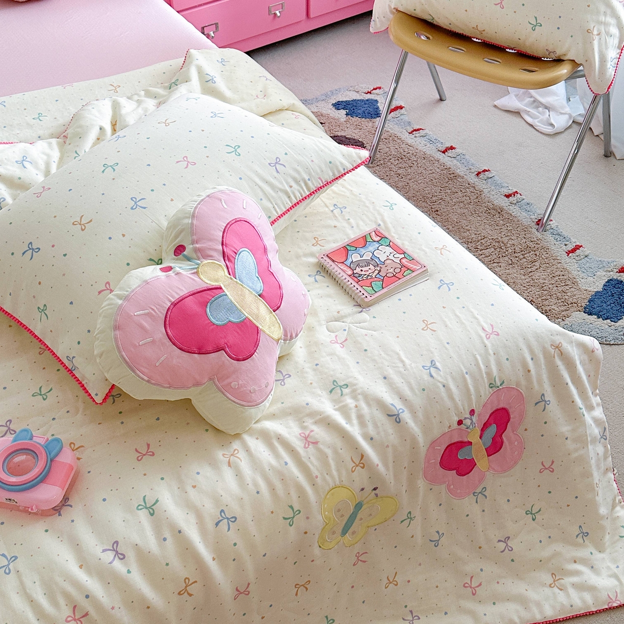 91家纺网 家纺一手货源 找家纺 觅糖家纺 2025春夏新款全棉双层纱夏被夏凉被空调被 蝴蝶日记