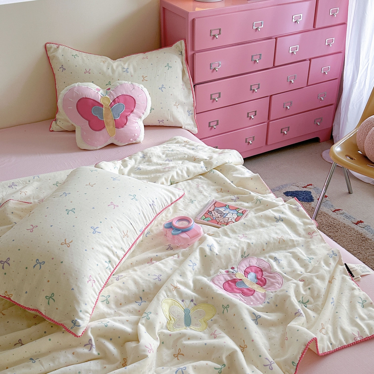 91家纺网 家纺一手货源 找家纺 觅糖家纺 2025春夏新款全棉双层纱夏被夏凉被空调被 蝴蝶日记