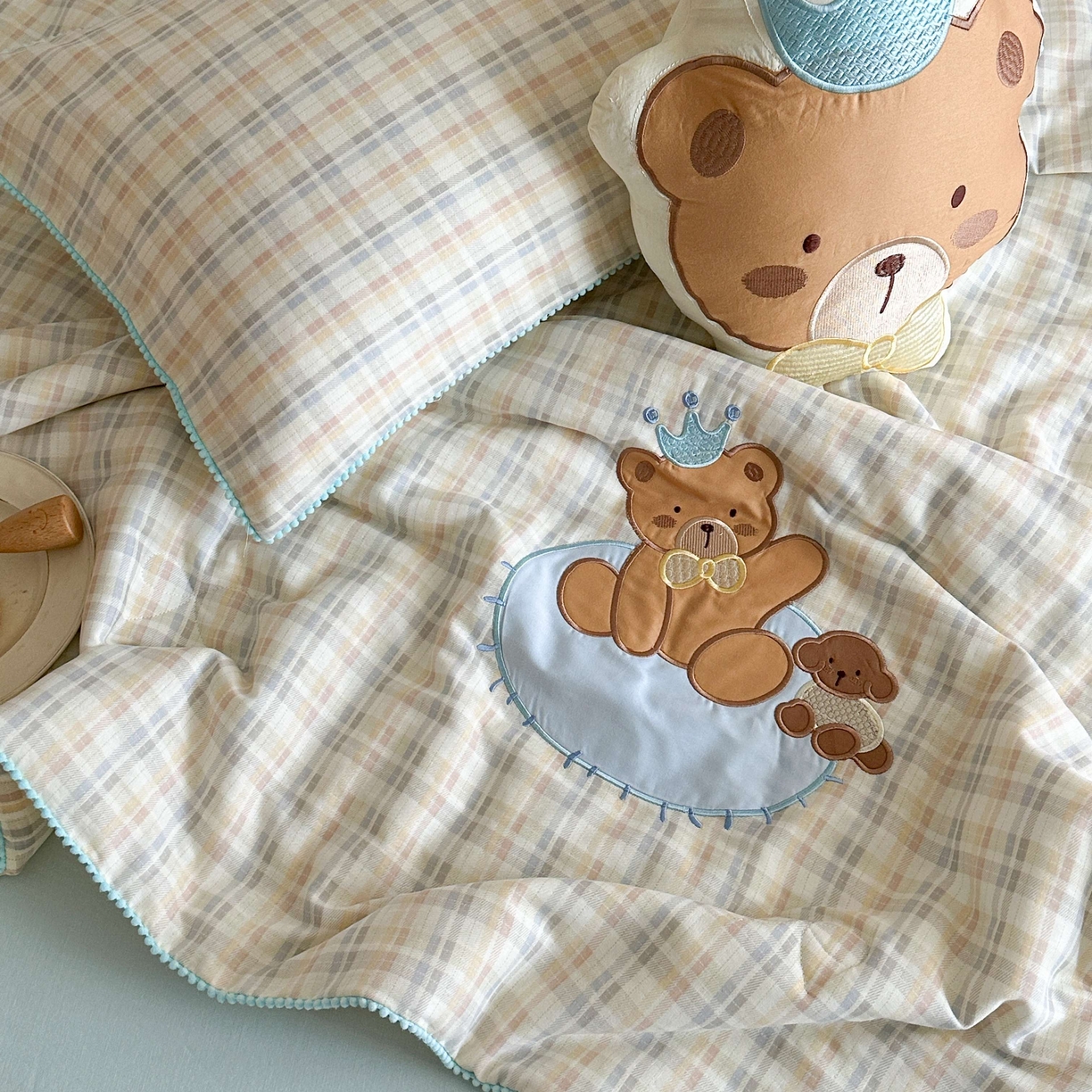 91家纺网 家纺一手货源 找家纺 觅糖家纺 2025春夏新款全棉双层纱夏被夏凉被空调被 伙伴熊