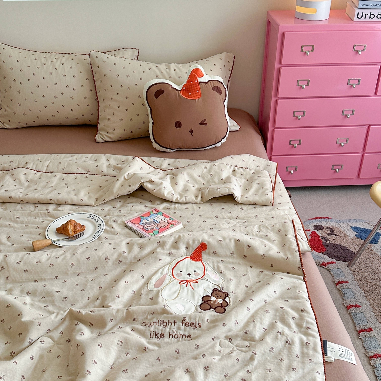 91家纺网 家纺一手货源 找家纺 觅糖家纺 2025春夏新款全棉双层纱夏被夏凉被空调被 礼物小兔