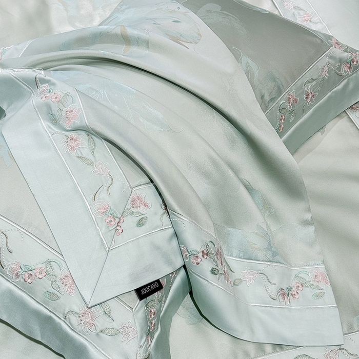 91家纺网 家纺一手货源 找家纺  2025新款高端A类天丝棉提花四件套真丝轻奢刺绣丝滑裸睡长绒棉爆款床上用品-薇澜 薇澜-云水绿