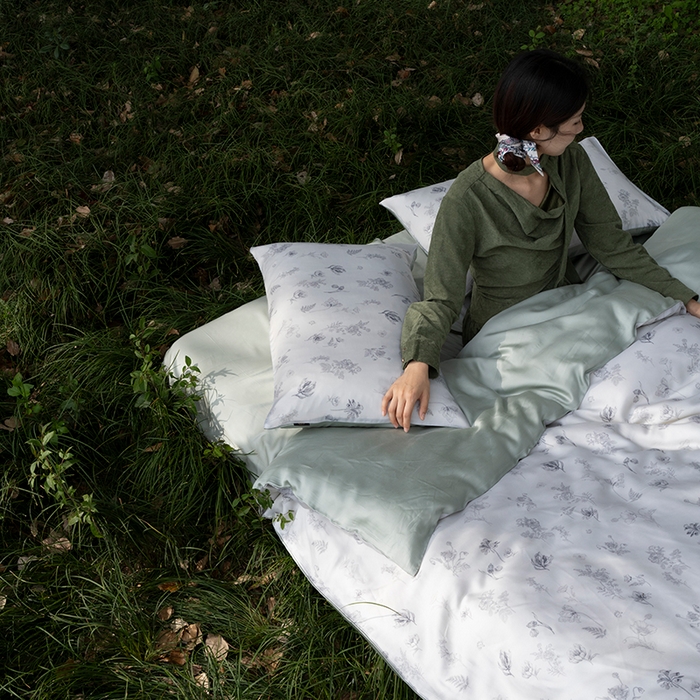 91家纺网 家纺一手货源 找家纺 禾时 2025新款60S兰精天丝数码印花四件套进口莱赛尔床品套件-知晓 知晓-绿