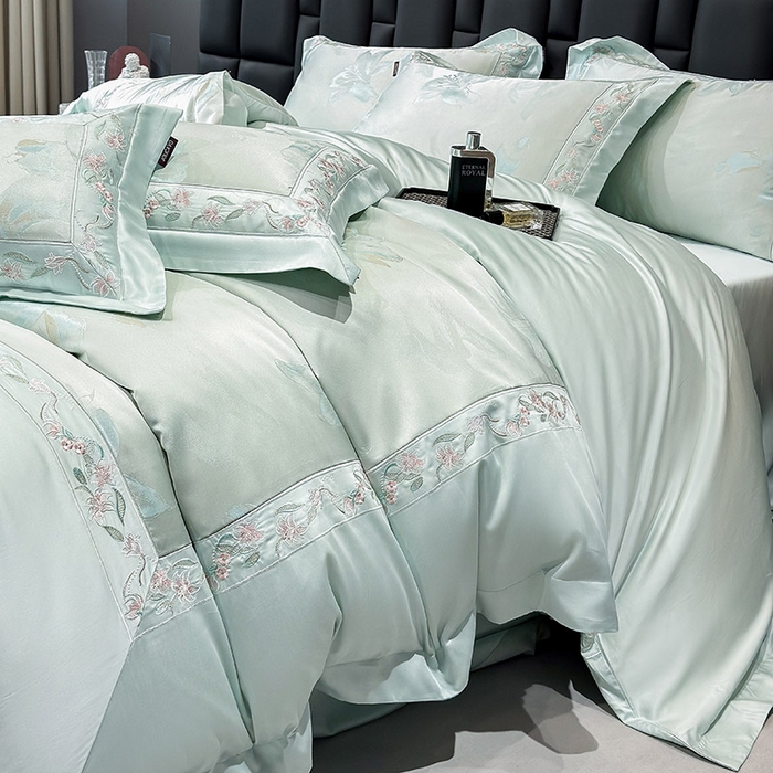 91家纺网 家纺一手货源 找家纺  2025新款高端A类天丝棉提花四件套真丝轻奢刺绣丝滑裸睡长绒棉爆款床上用品-薇澜 薇澜-云水绿