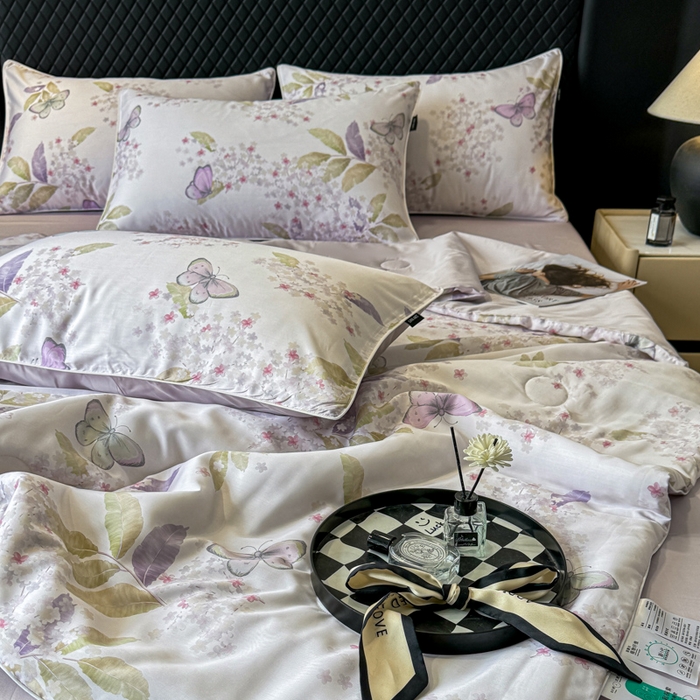 91家纺网 家纺一手货源 找家纺 芊寻家居 2025新款A类50支莱赛尔天丝数码印花夏被夏凉被空调被 蝶恋花紫