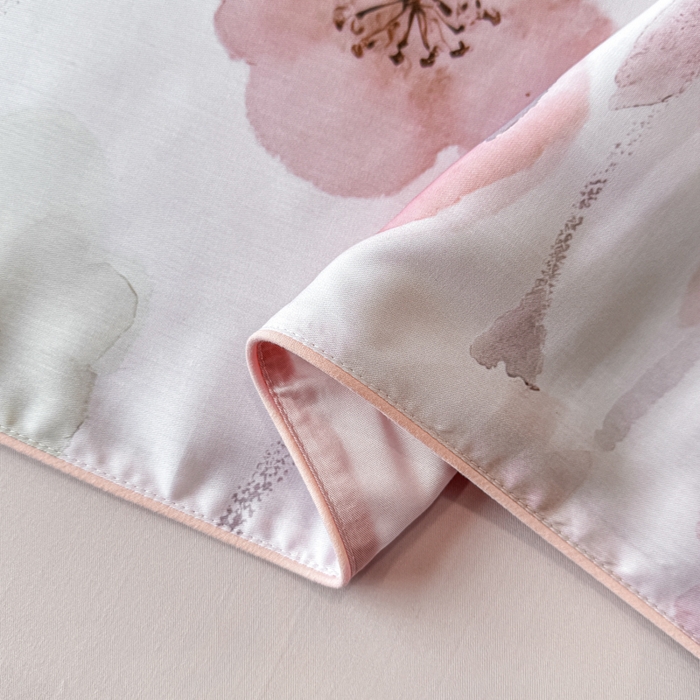 91家纺网 家纺一手货源 找家纺 芊寻家居 2025新款A类50支莱赛尔天丝数码印花夏被夏凉被空调被 花仙子粉