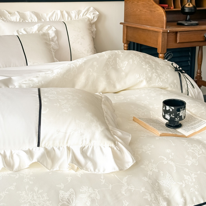 91家纺网 家纺一手货源 找家纺 凯美家居 2025新款法式风水洗真丝提花工艺四件套 雾中花 奶白