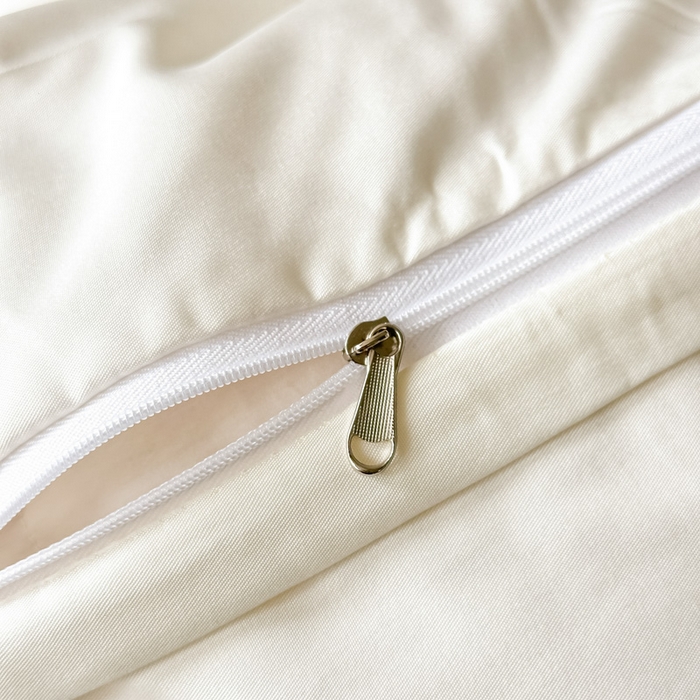 91家纺网 家纺一手货源 找家纺 凯美家居 2025新款法式风水洗真丝提花工艺四件套 雾中花 奶白