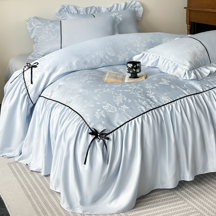 91家纺网 家纺一手货源 找家纺 凯美家居 2025新款法式风水洗真丝提花工艺四件套 雾中花 浅蓝