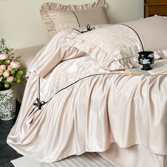 91家纺网 家纺一手货源 找家纺 凯美家居 2025新款法式风水洗真丝提花工艺四件套 叶琉璃 卡其