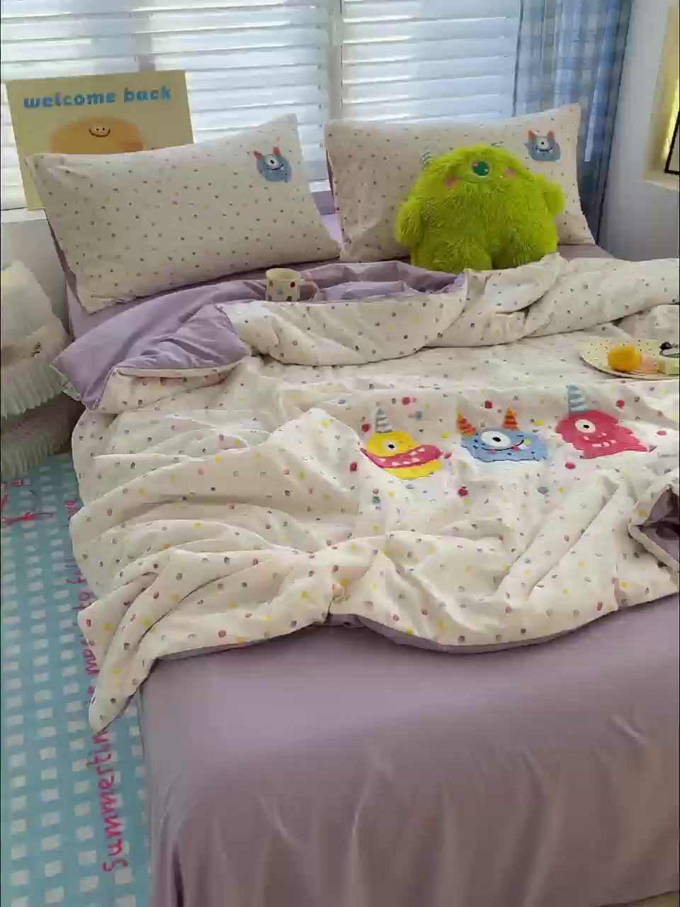 91家纺网 家纺一手货源 找家纺 曼谷家纺 2025新款水洗棉超软毛巾绣夏被直播热款 三小怪-波点紫