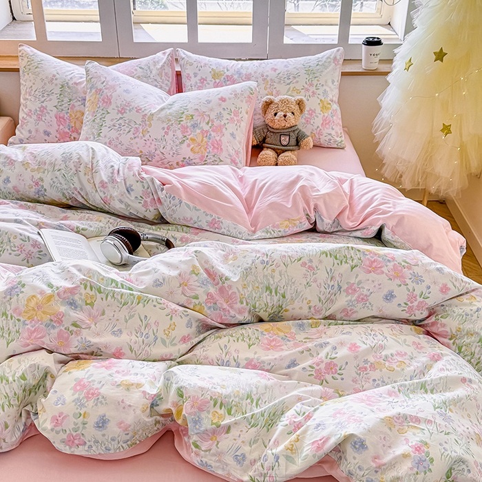 91家纺网 家纺一手货源 找家纺 芊寻家居 2025新款13372全棉印花系列四件套 花丛 粉