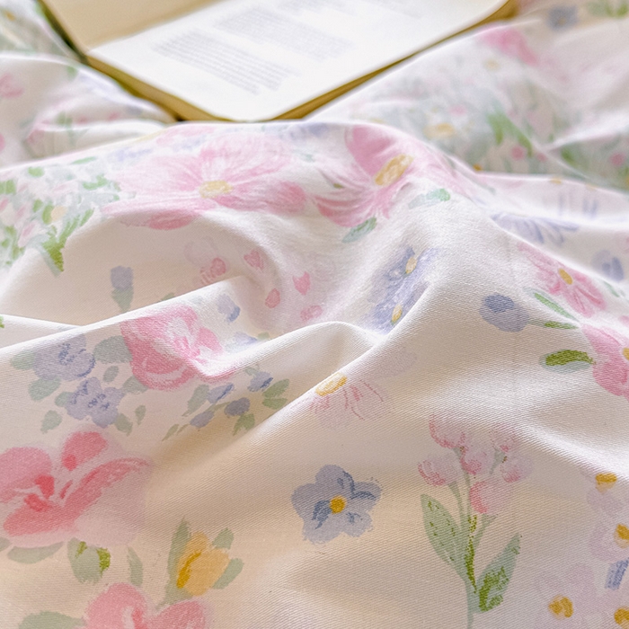 91家纺网 家纺一手货源 找家纺 芊寻家居 2025新款13372全棉印花系列四件套 花丛 粉